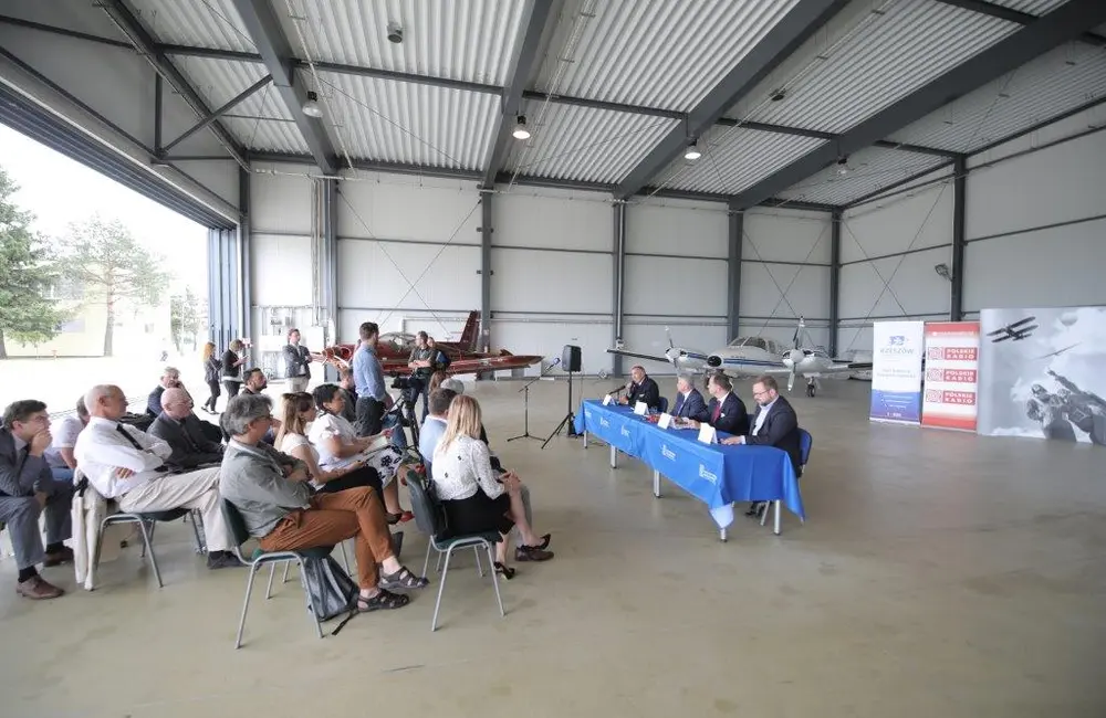 31 sierpnia odbędą się Pokazy Lotnicze w Jasionce. Jeden z pilotów usiądzie na skrzydle lecącego samolotu