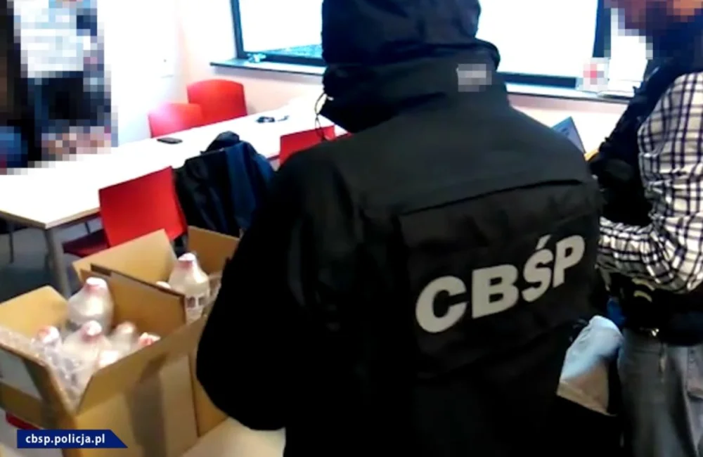 Policjanci z Rzeszowa pomogli w zlikwidowaniu kanału przewozowego tzw. „kropelek gwałtu”