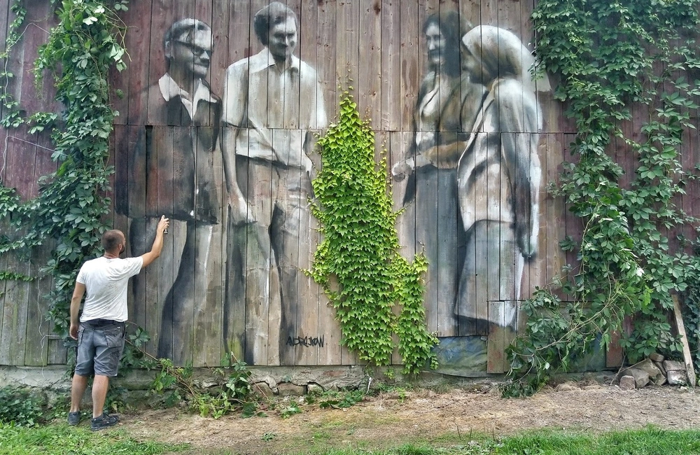 Sanocki artysta, twórca m.in. kilku murali w Rzeszowie zwycięzcą plebiscytu &quot;Nieprzeciętni 2020&quot;