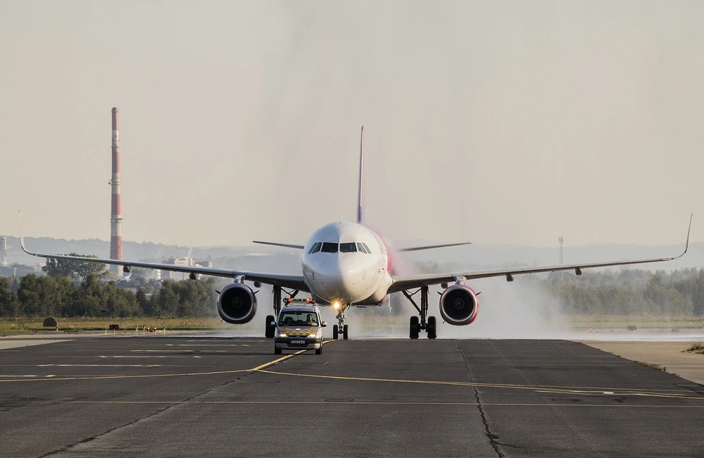 Pierwszy samolot z Oslo wylądował w Jasionce. Wracają połączenia z Norwegią
