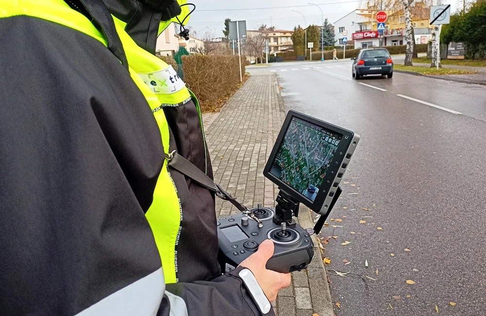 Straż Miejska kontrolowała dym z domowych kominów przy pomocy drona