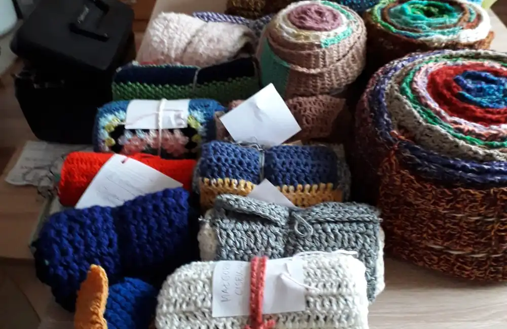 "Szalik dla WOŚP". W akcję włączyli się wolontariusze 50+ z Rzeszowa