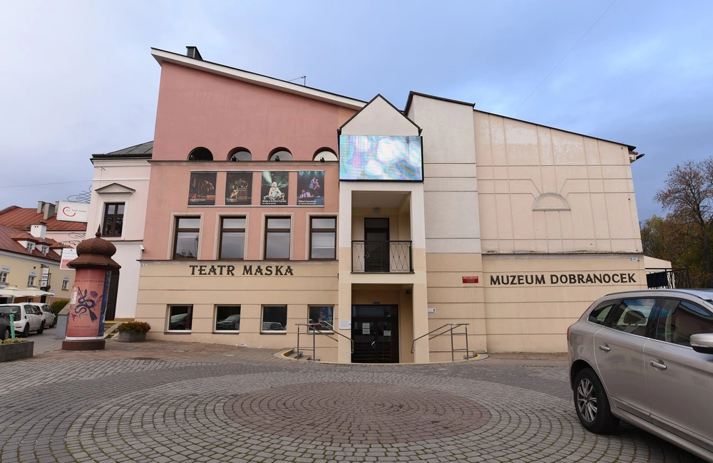 Teatr Maska chce stworzyć Żywą Bibliotekę. Poszukuje Żywych Książek