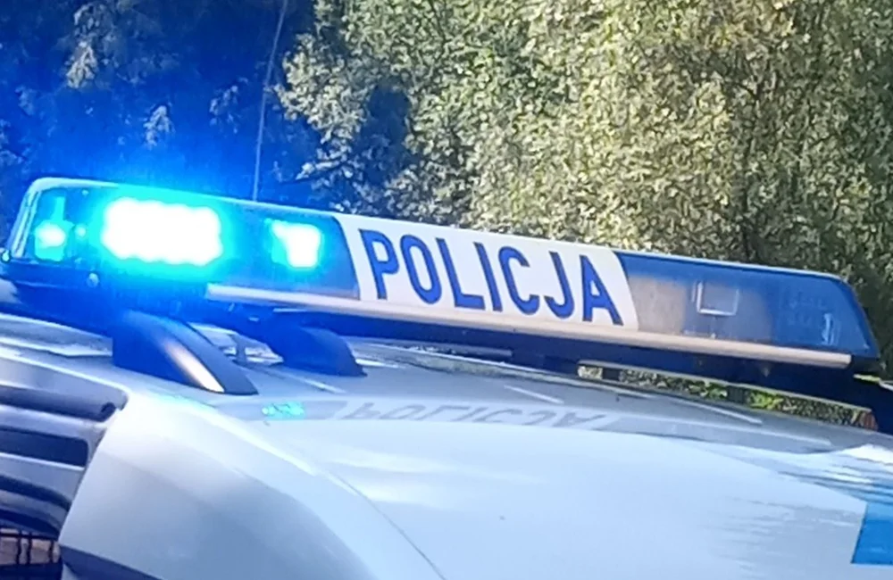 Policjanci z Sanoka eskortowali do szpitala rodzącą kobietę