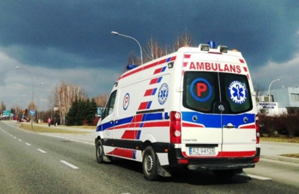 Wypadek na os. Kotuli. 14-latek na hulajnodze potrącony przez autobus MPK