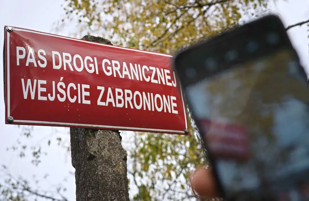Mandaty za selfie ze słupem granicznym