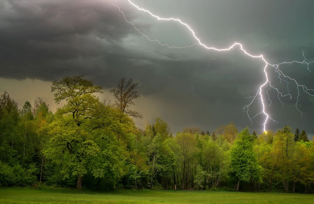 Alert IMGW. W środę burze na Podkarpaciu