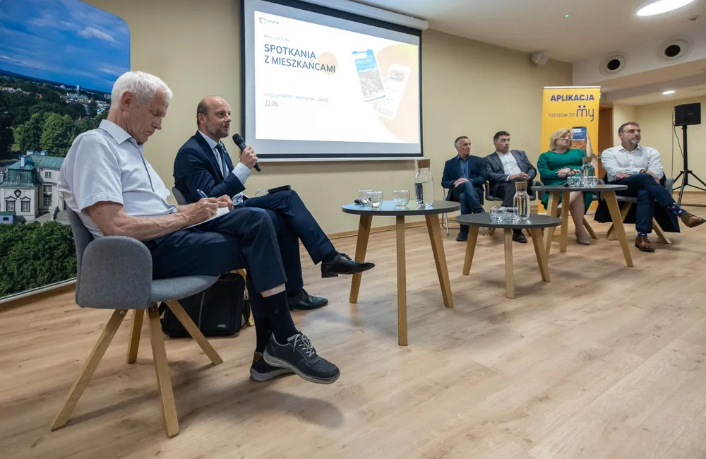 Spotkanie Prezydenta Rzeszowa z mieszkańcami trzech osiedli