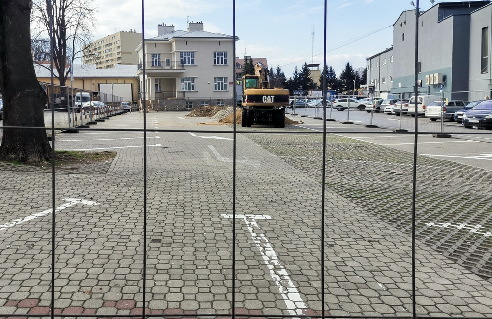 Ruszyły prace przy tworzeniu nowego ogrodu kieszonkowego w centrum Rzeszowa / fot. RESinet.pl