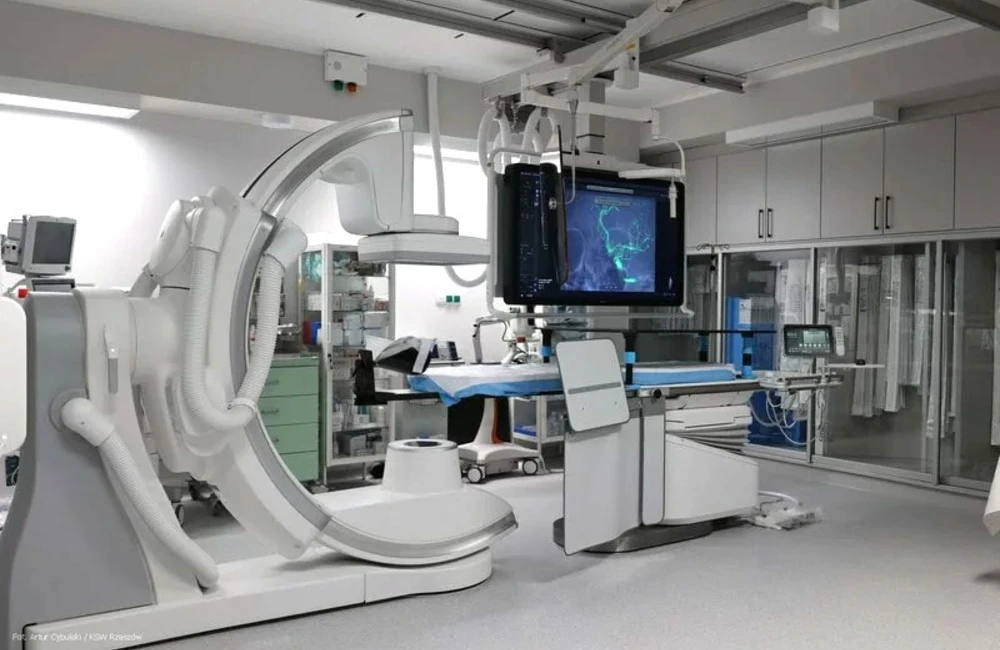 W szpitalu „na górce” otwarto nowoczesną pracownię angiografii