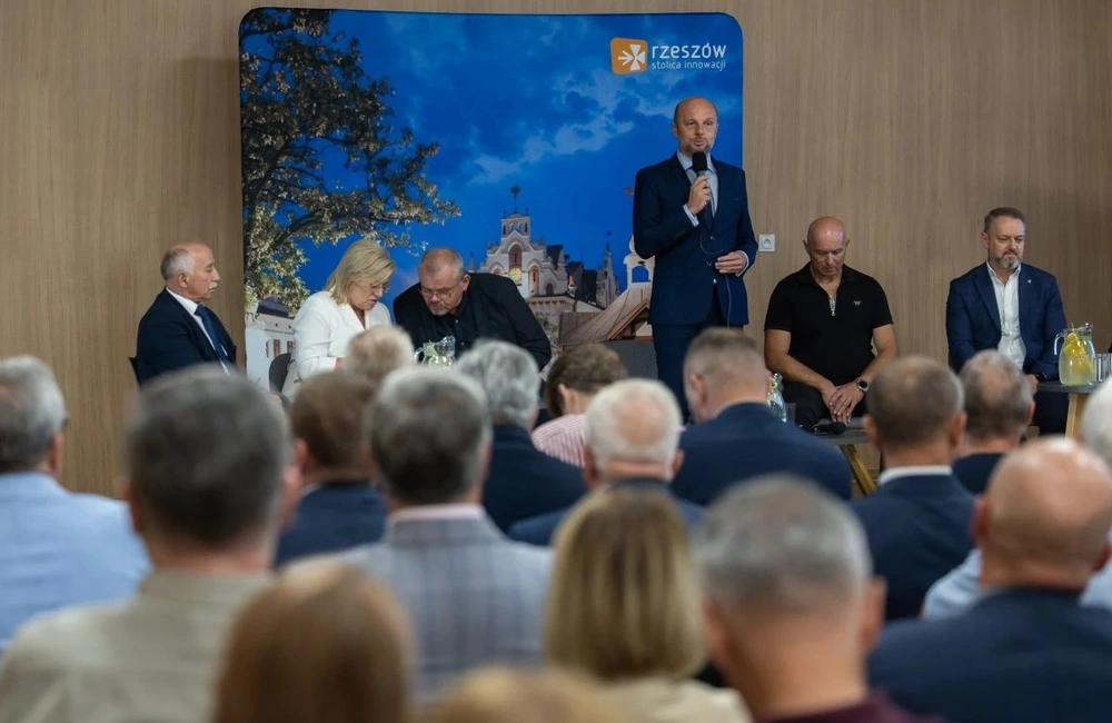 Prezydent Rzeszowa spotka się z mieszkańcami dwóch osiedli