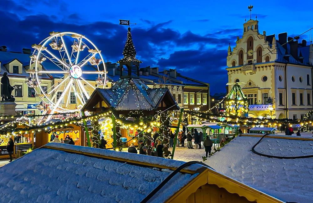 Świąteczne Miasteczko w Rzeszowie rusza „z wyjątkowym rozmachem” [PROGRAM] 