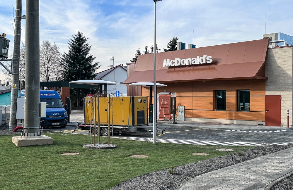 McDonald's przy ul. Dębickiej 1 w Rzeszowie / fot. RESinet.pl