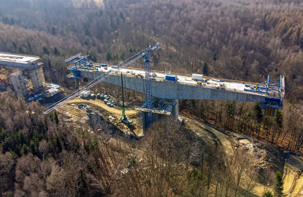 Budowa estakady ES-26 na odcinku S19 Babica-Jawornik / fot. GDDKiA