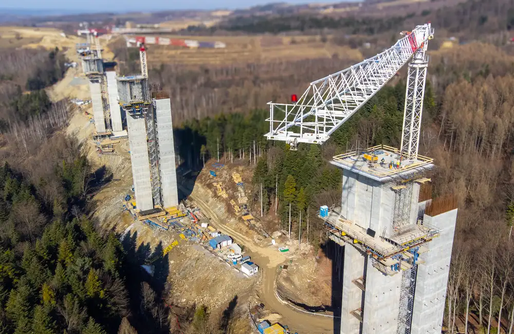 Budowa estakady ES-26 na odcinku S19 Babica-Jawornik / fot. GDDKiA