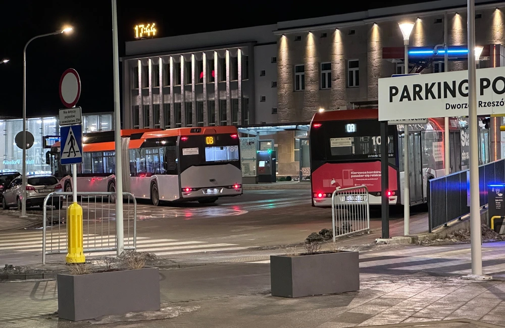 Rzeszowska komunikacja miejska w okresie okołoświątecznym. Jak będą kursować autobusy?