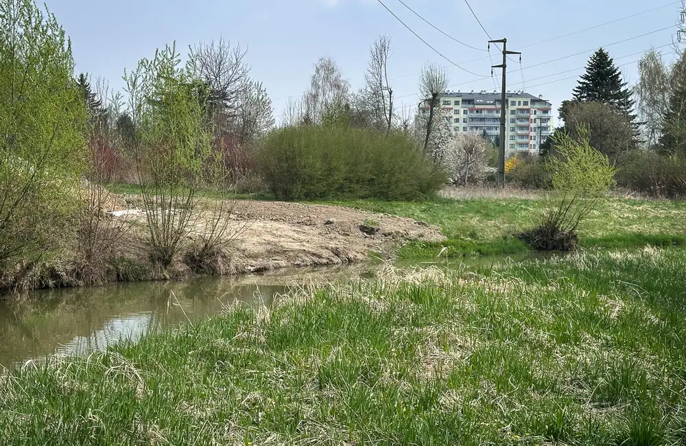 Budowa kładki na osiedlu Drabinianka / fot. RESinet.pl