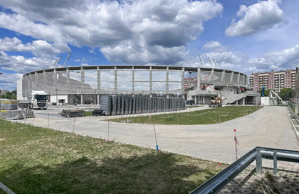 Budowa PCLA przy ul. Wyspiańskiego, fot. ViC / RESinet.pl