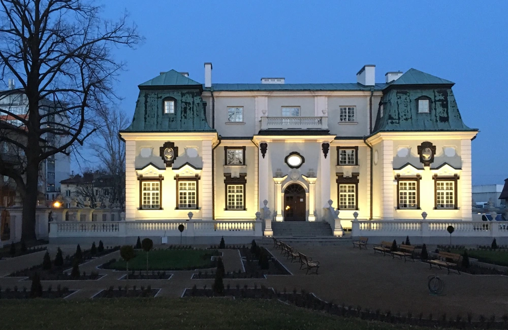 Rzeszów otwiera kolejny zabytek dla zwiedzających - Pałac Lubomirskich z przewodnikiem