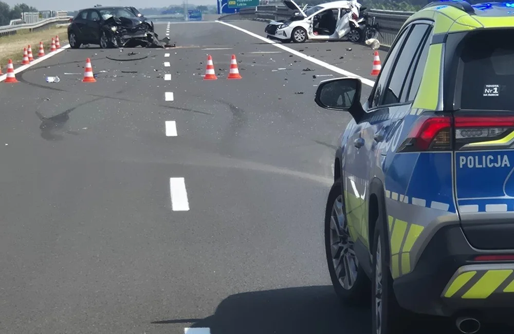 Wypadek na A4 w Gniewczynie Łańcuckiej / fot. KPP Przerworsk