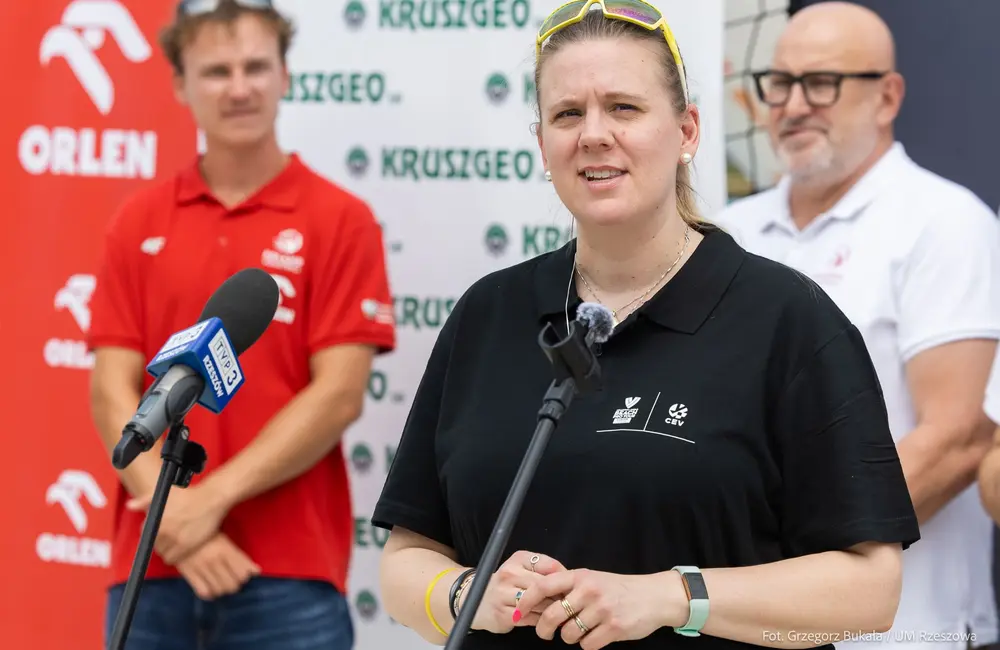 Konferencja promująca Puchar Świata w siatkówce plażowej - fot. Grzegorz Bukała / UM Rzeszowa