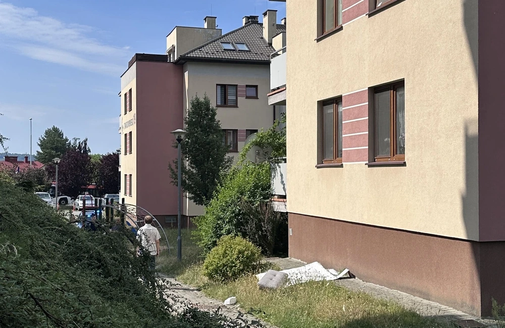 Pożar mieszkania w bloku na ul. Twardowskiego w Rzeszowie (3.07.2026) - fot. ViC / RESinet.pl