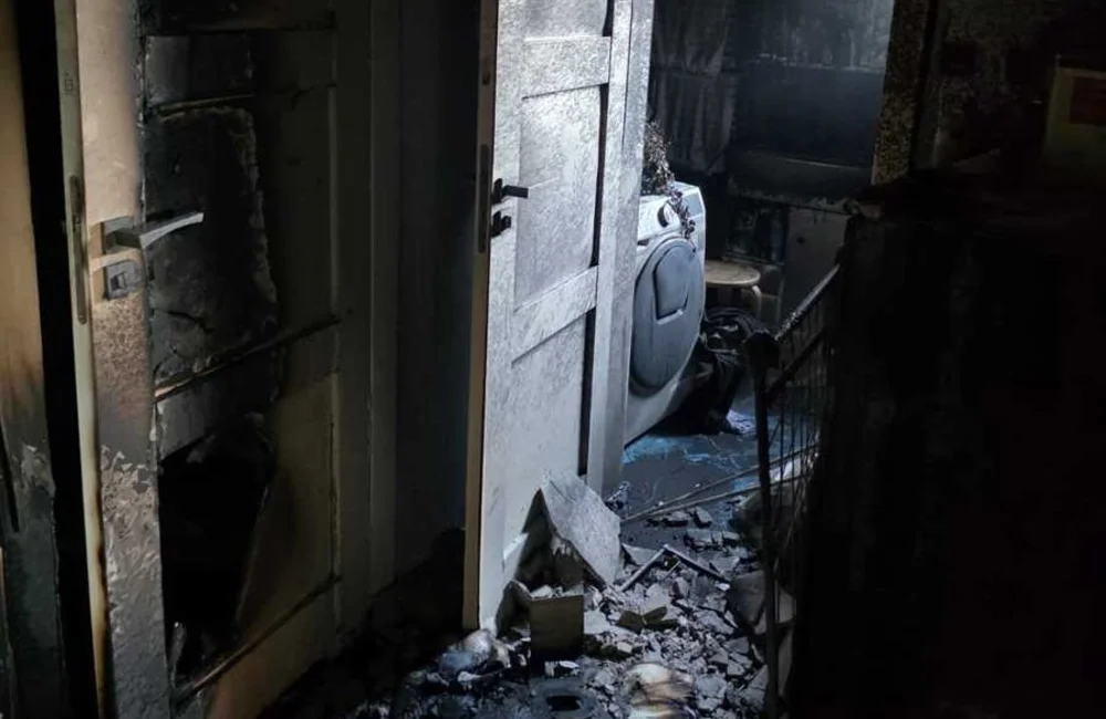 Pożar mieszkania w bloku na ul. Twardowskiego w Rzeszowie (3.07.2026) - fot. KMP Rzeszów