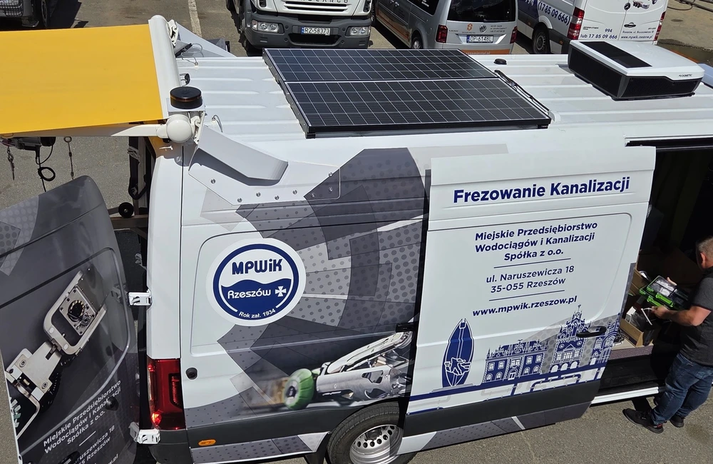 Naprawy kanalizacji w Rzeszowie bez wykopów i bez utrudnień. MPWiK postawiło na nowoczesny sprzęt