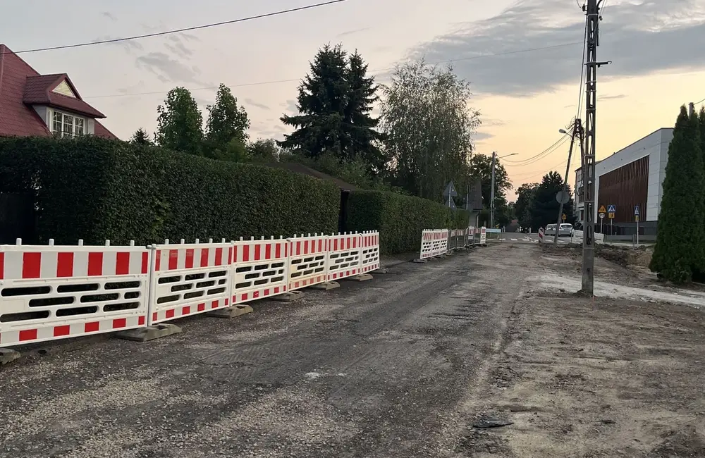 Przy ul. Skrajnej powstaje nowych chodnik, fot. UM Rzeszowa