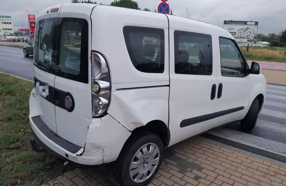 Kolizja czterech pojazdów na rondzie Rodziny Ulmów / fot. KMP w Rzeszowie