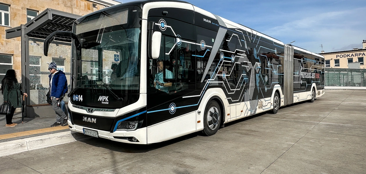 Testy autobusu MAN Lion's City 18E na ulicach Rzeszowa, fot. ViC / RESinet.pl