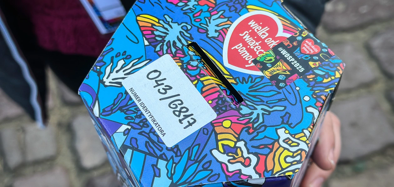 Puszka wolontairusza WOŚP w 2025 r. / fot. Archiwum RESinet.pl