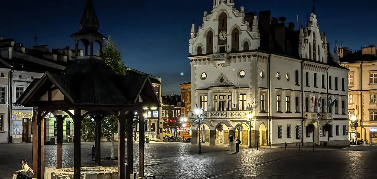 Rzeszowski ratusz - fot. ViC / RESinet.pl