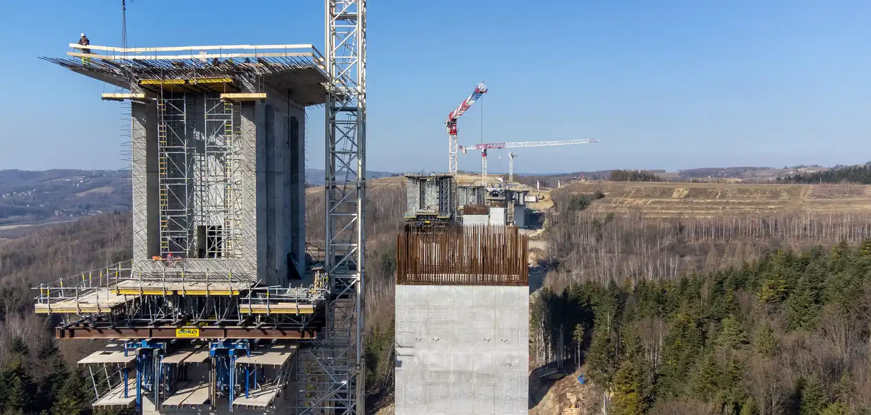Budowa estakady ES-26 na odcinku S19 Babica-Jawornik / fot. GDDKiA