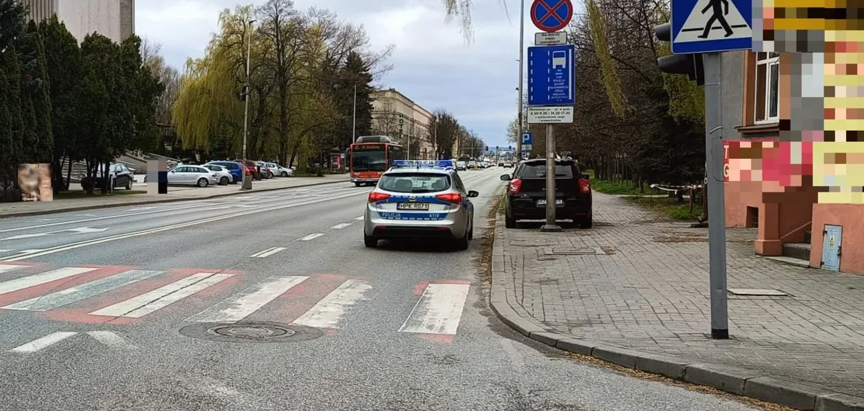 Potrącenie na przejściu dla pieszych przy ul. Dąbrowskiego / fot. KMP w Rzeszowie
