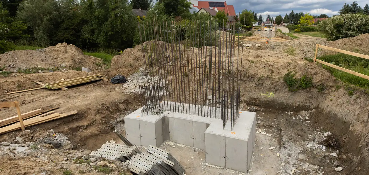 Budowa kładki na osiedlu Drabinianka / fot. Grzegorz Bukała UM Rzeszowa