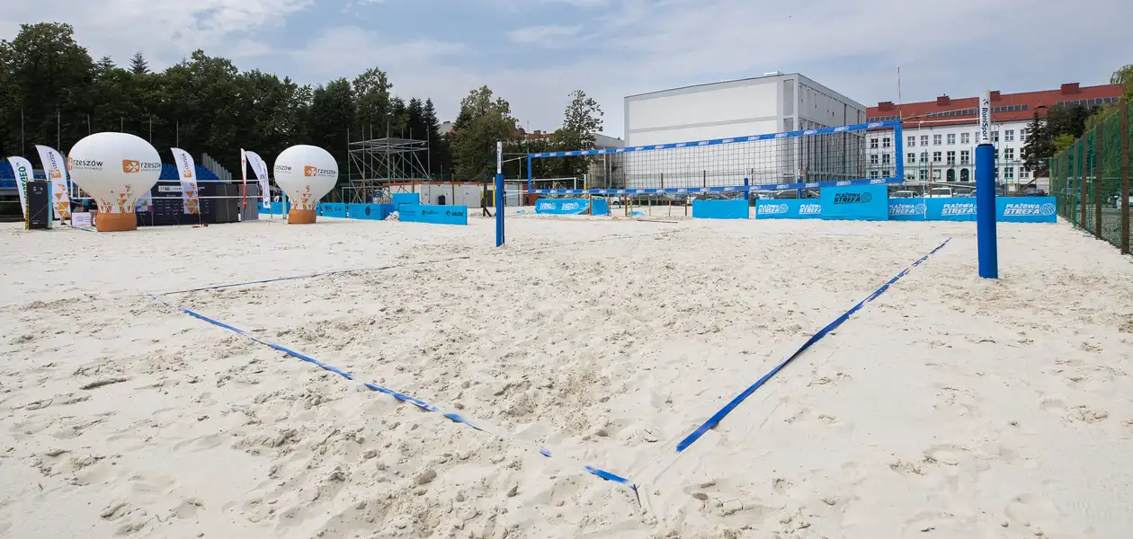 Plażowa Strefa w centrum Rzeszowa, fot. Grzegorz Bukała / UM Rzeszowa