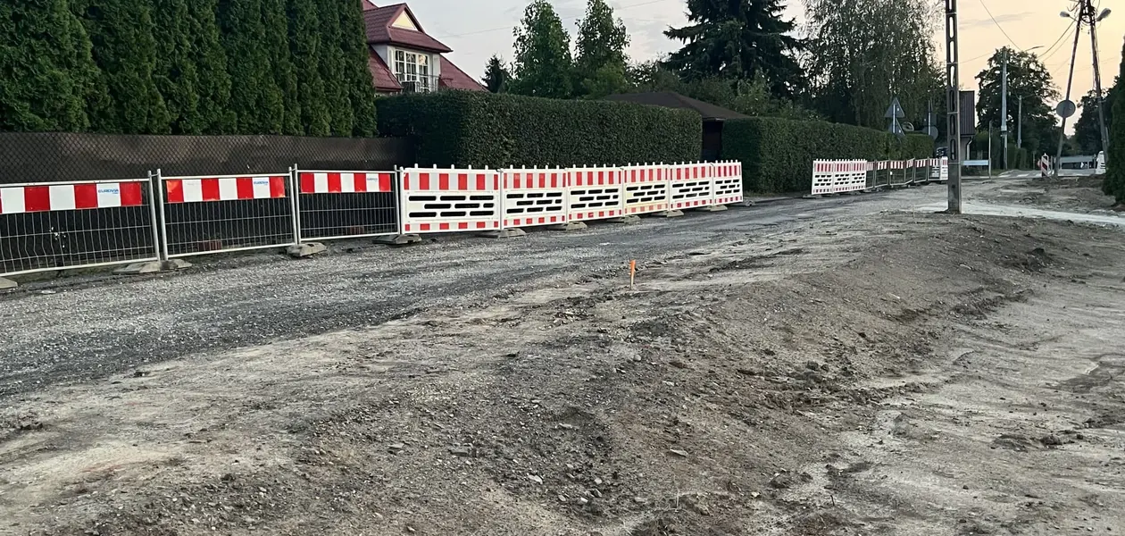 Przy ul. Skrajnej powstaje nowych chodnik, fot. UM Rzeszowa