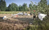 Wypadek szybowca w Musikowie. Pilot wydostał się o własnych siłach [ZDJĘCIA] Wypadek szybowca w Musikowie / fot. KP PSP w Stalowej Woli 