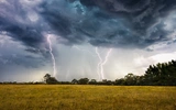 Ostrzeżenie IMGW dla Podkarpacia. Burze z gradem i silnym wiatrem fot. Adobe Stock 