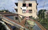 Pożar mieszkania przy ul. Twardowskiego. Dwie osoby w szpitalu, ogień prawdopodobnie od hulajnogi Pożar mieszkania w bloku na ul. Twardowskiego w Rzeszowie (3.07.2026) - fot. ViC / RESinet.pl 