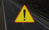 Utrudnienia na autostradzie A4 - samochód uderzył w bariery energochłonne pod Rzeszowem Zdjęcie ilustracyjne 