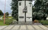 Rzeszów uczci 82. rocznicę wybuchu Powstania Warszawskiego. Apel Pamięci, salwa honorowa i wspólne śpiewanie Na zdj. Pomnik Pamięci Żołnierzy Armii Krajowej podokręgu Rzeszów / fot. Archiwum RESinet.pl 