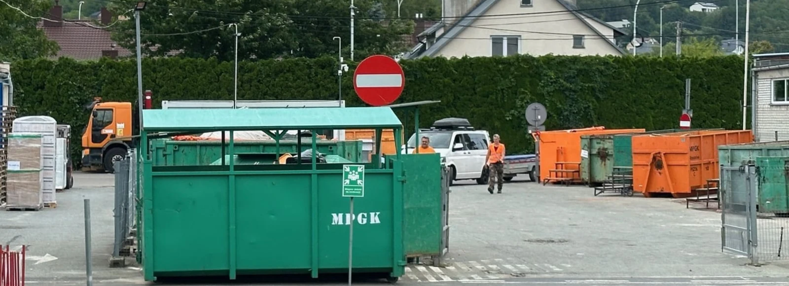 Dodatkowy dzień na wywóz odpadów na rzeszowskie PSZOKi PSZOK przy ul. Sikorskiego w Rzeszowie / fot. Archiwum RESinet.pl 