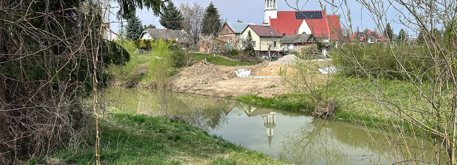 Budowa kładki nad Strugiem w Rzeszowie. Na jakim etapie są prace? [ZDJĘCIA] Budowa kładki na osiedlu Drabinianka / fot. RESinet.pl 