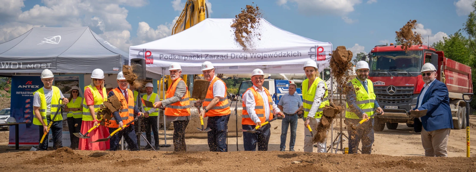Oficjalnie ruszyła budowa obwodnicy Tyczyna. Inwestycja warta blisko 57 mln zł Oficjalna inauguracja budowy obwodnicy Tyczyna, fot. Sebastian Stankiewicz / Biuro Prasowe UMWP 