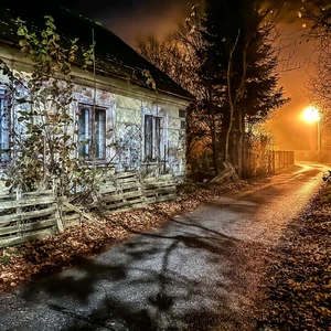 Jesienny wieczór na ul. Słowiańskiej  - Rzeszów, Miasto nocą