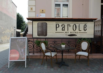 Parole Art Bistro