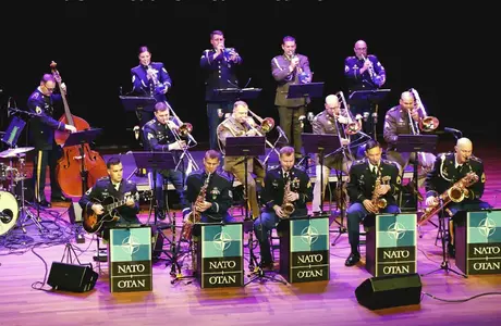 Koncert Jedności na Rynku. Wystąpi zespół wojskowy sił NATO i orkiestra z Rzeszowa  