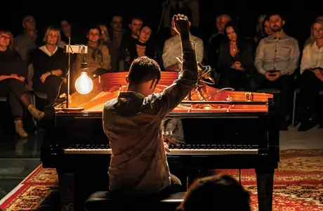 Maciej Tubis zagra Chopina na nowym fortepianie. Wyjątkowy koncert w WDK  